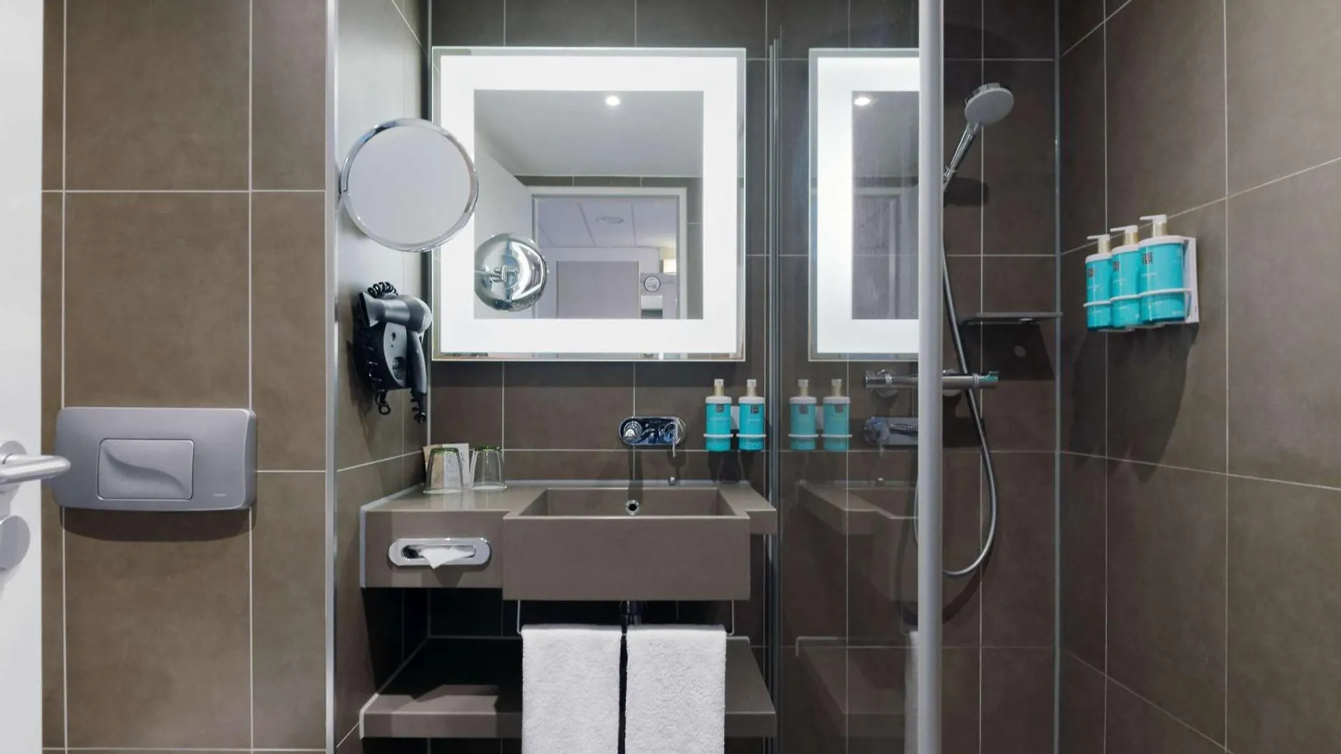 Novotel Berlin Mitte 4*,